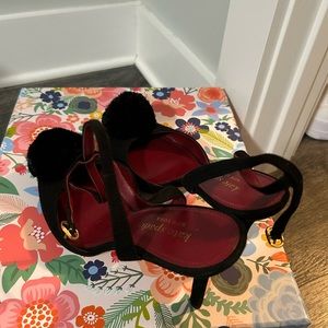 Kate spade heels, very comfortable, fancy and cute. Black